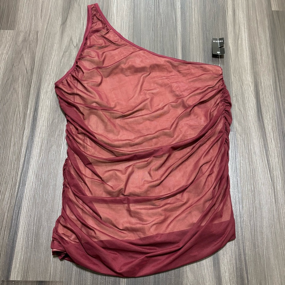 Torrid Blouse Women’s 3X Red Zinfandel One Shoulder Mesh Stretch Top Ruched New
